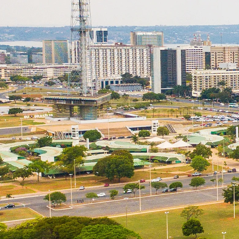 Feira da Torre Passeios Brasília