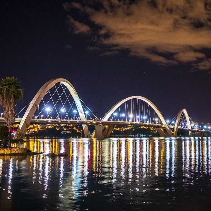 Ponte JK Passeios Brasília